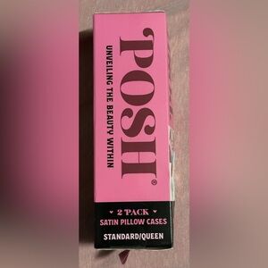 ✨New in Box✨Satin Pillowcase- 2 Pack- Standard/Queen